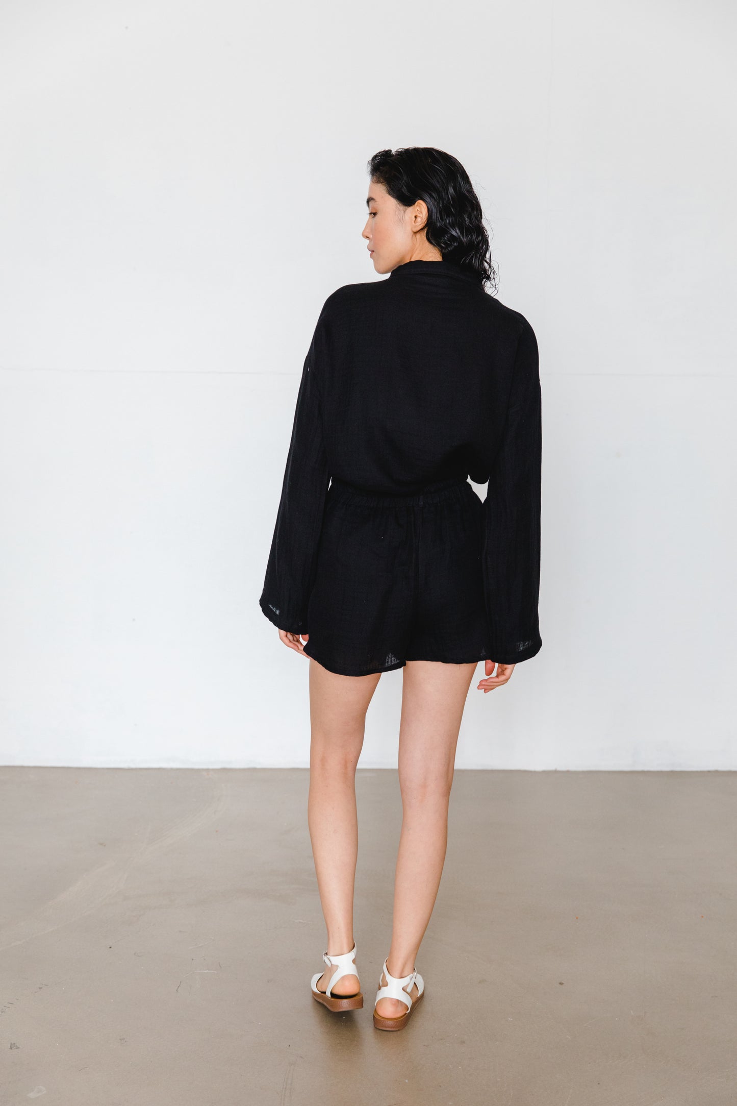Luna Black Suit