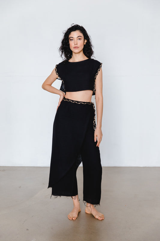 Capri Black Top